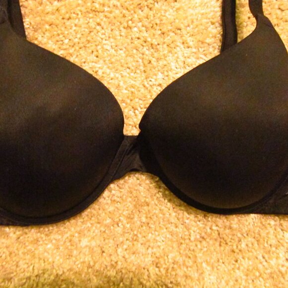 PINK by Victoria's Secret Black Wear Everywhere Push Up Bra Size 38D - Picture 2 of 5